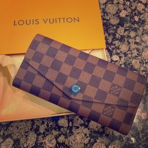 Brown checked wallet